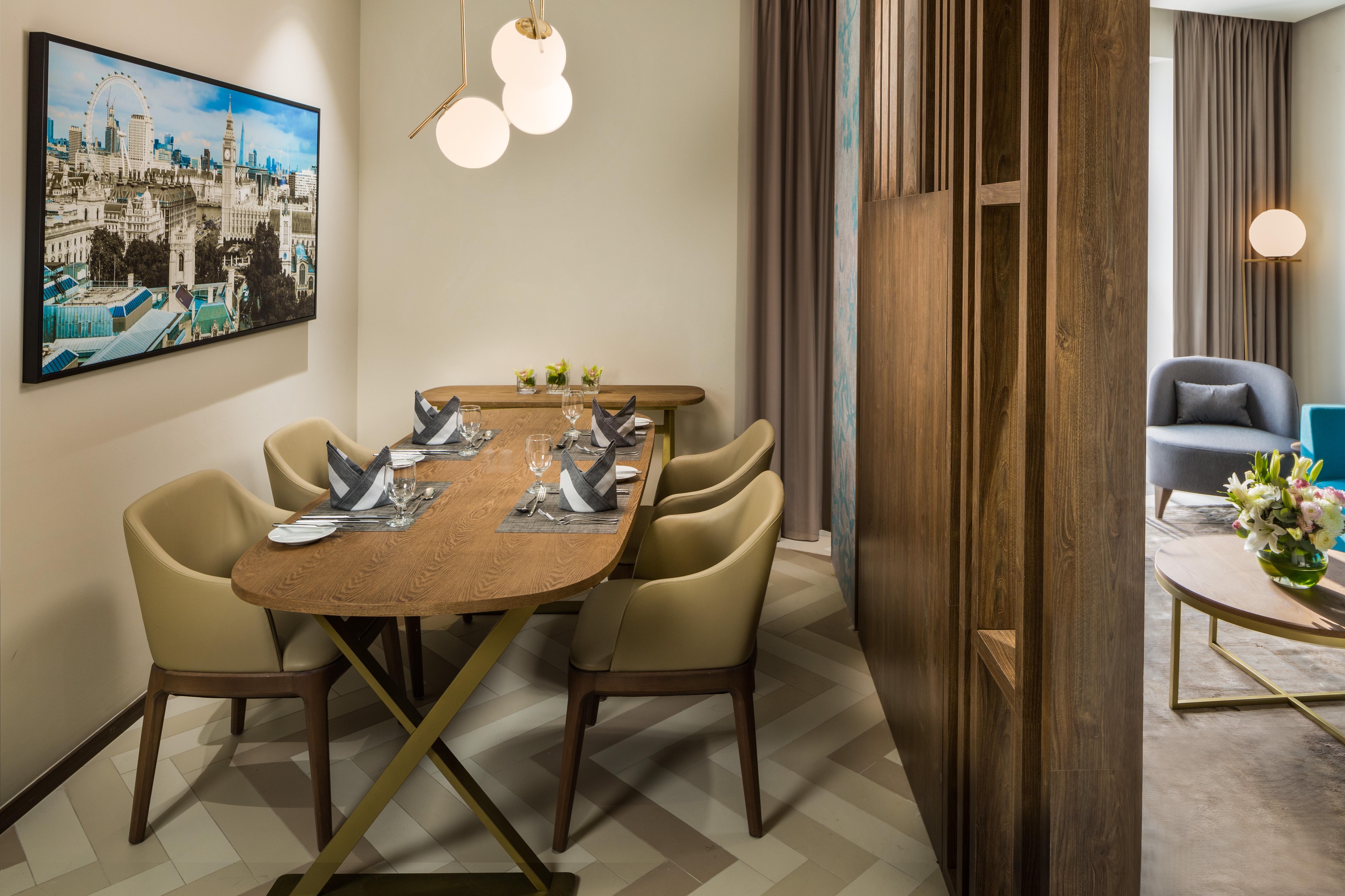 Отель Millennium Place Barsha Heights Дубай