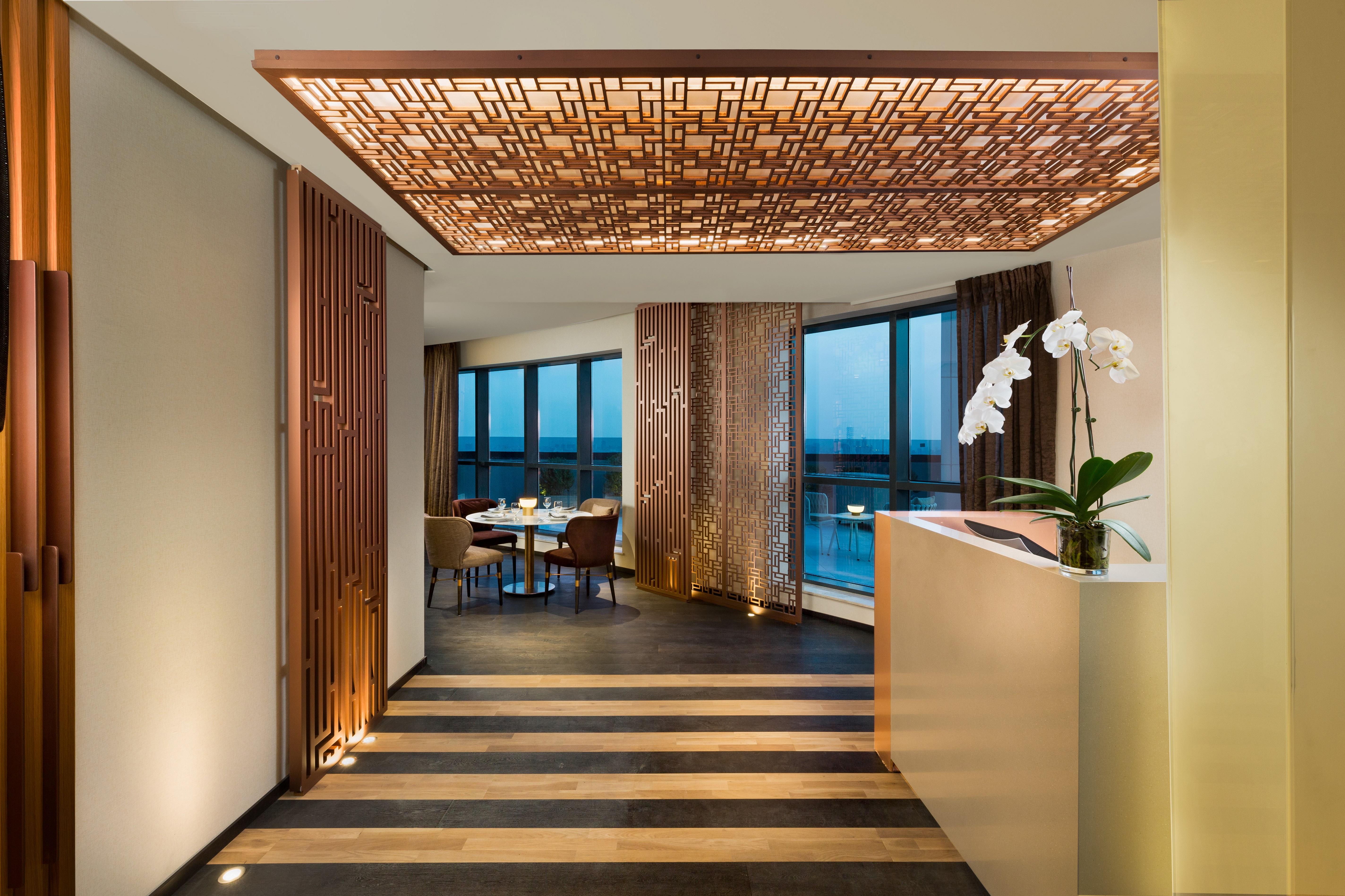Millennium Place Barsha Heights Готель 4*